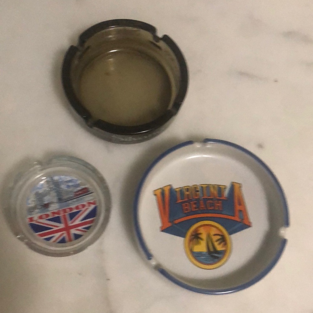 3 vintage ashtrays